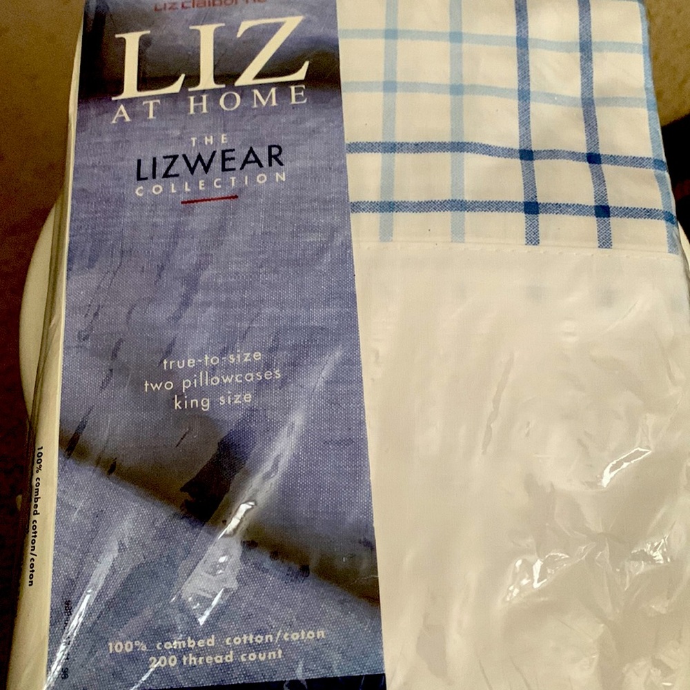 King size pillow cases by Lizzwear Collection, blue and white